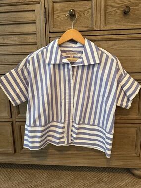 Banana Republic Top - NWT Size Small